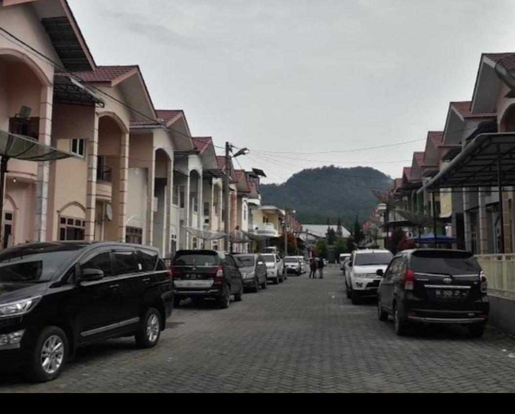 Villa Gunung Mas Berastagi Exterior foto